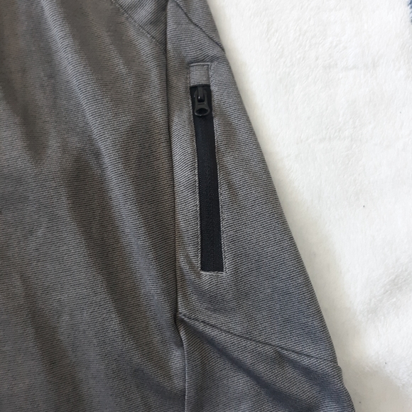 💫 CHAMPION SHORTS 💫 - Picture 3 of 3